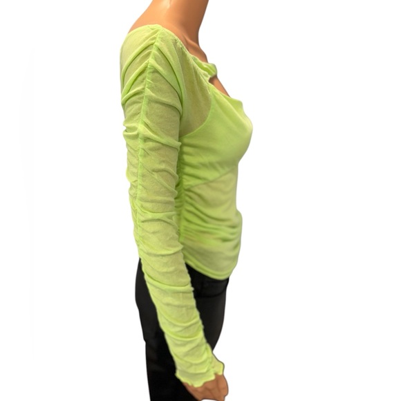 NWOT URBAN OUTFITTERS Neon Ruched Cut Out Lightweight Long Sleeve Top Medium - Picture 4 of 7